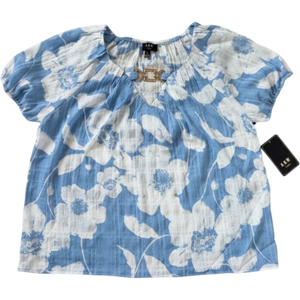 A.U.W. LA/NY Women's Blue White Floral V-Neck Blouse Gold Link Detail Medium NEW - Picture 9 of 12